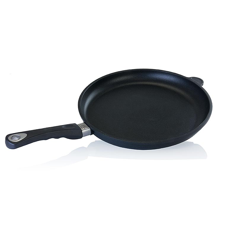 AMT Gastroguss 32cm induction frying pan, 4cm height, single piece, high-quality